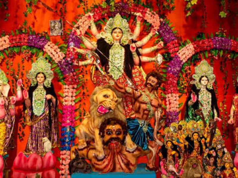 শান্তিপূর্ণ দুর্গাপূজার জন্য নিরাপত্তা পরামর্শ পুলিশের